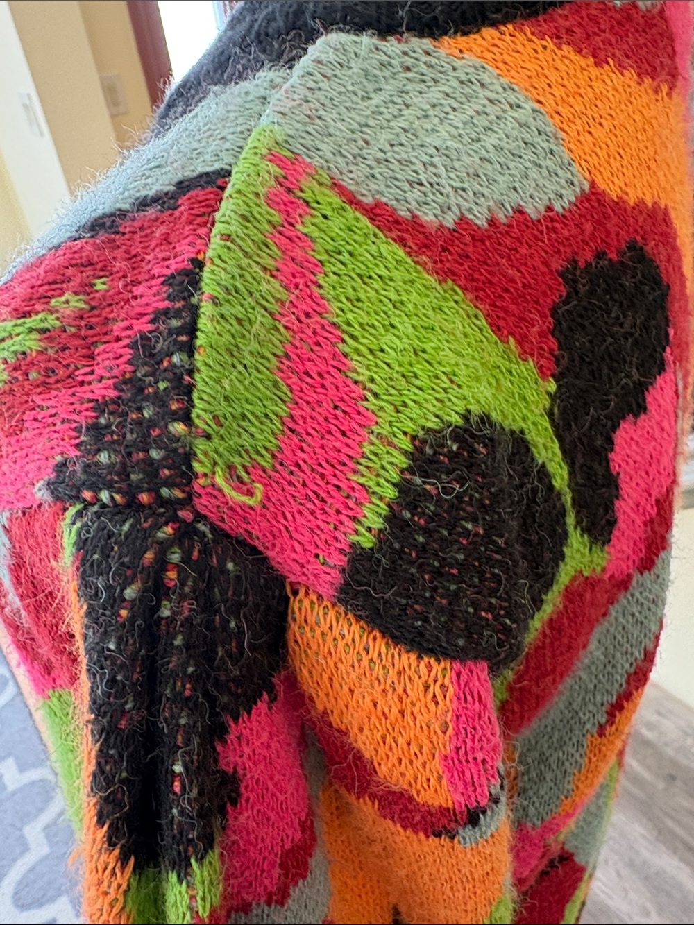 FARM Rio The Dance Multicolor Knit Sweater Size Medium - Picture 11 of 13